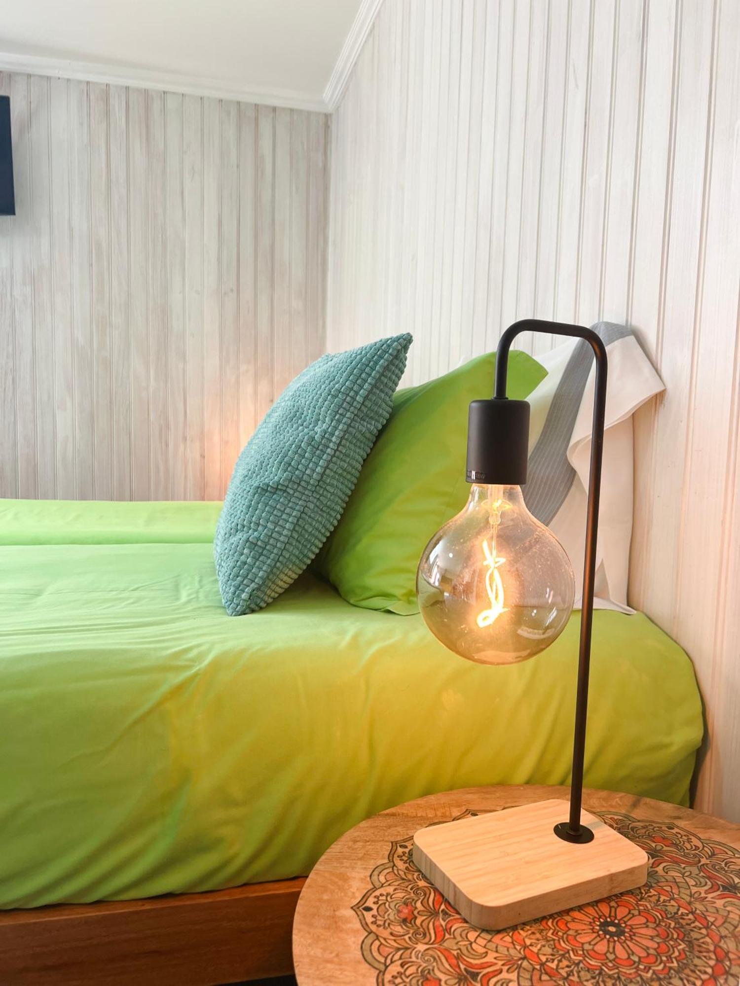 Go4Surf Beach Lofts Пениши Экстерьер фото